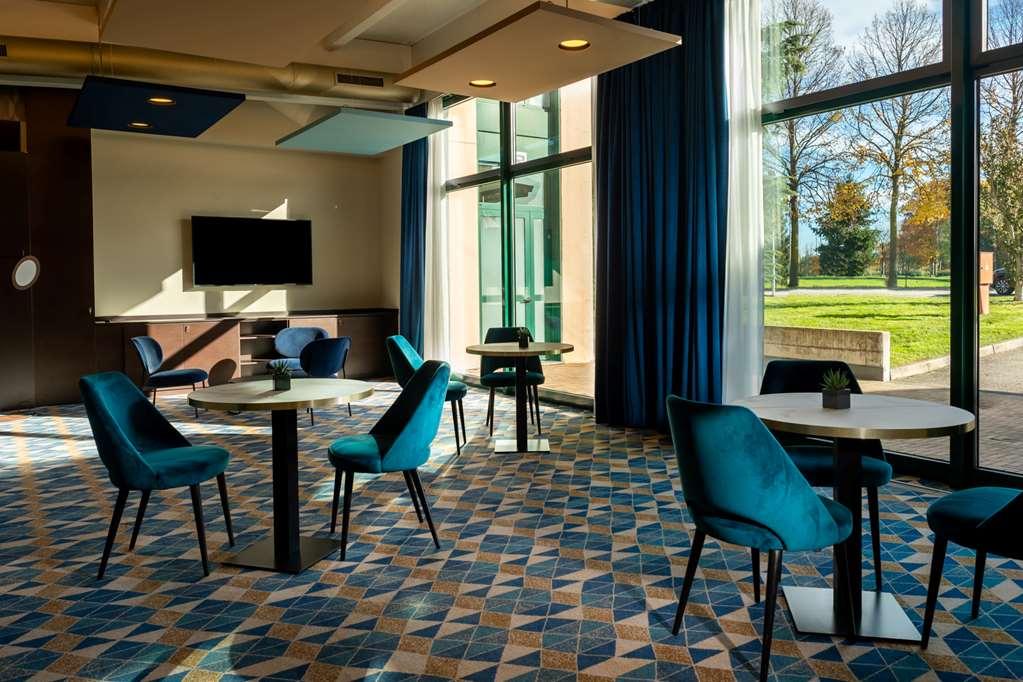 Doubletree By Hilton Milan Malpensa Solbiate Olona Hotel Interior foto