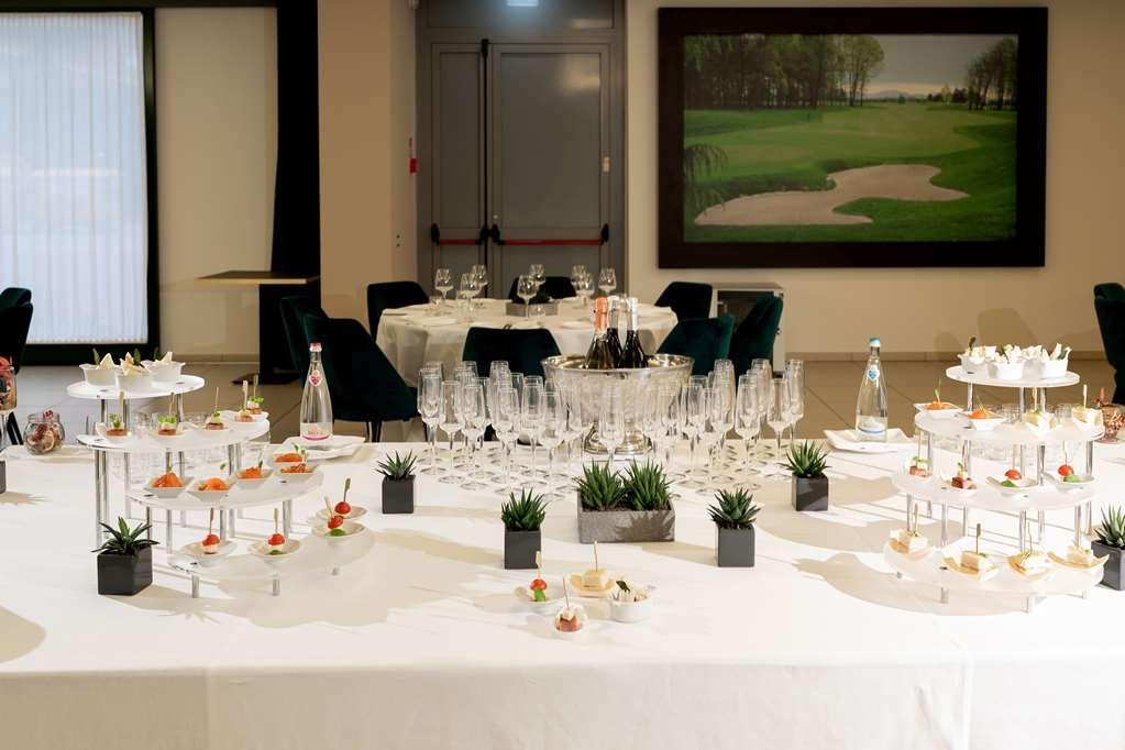 Doubletree By Hilton Milan Malpensa Solbiate Olona Hotel Instalações foto