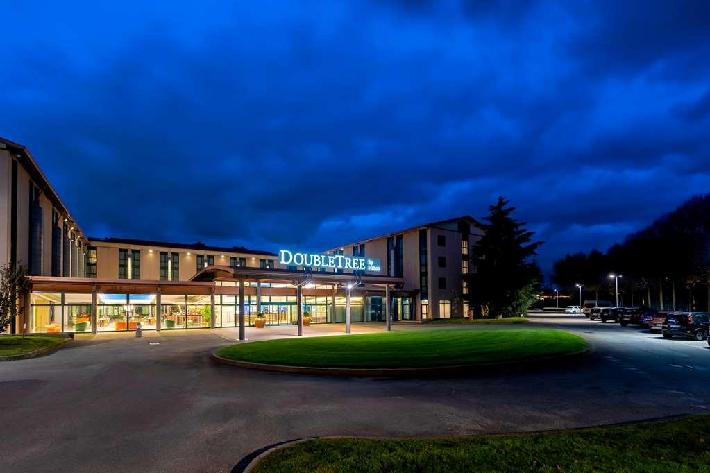 Doubletree By Hilton Milan Malpensa Solbiate Olona Hotel Exterior foto