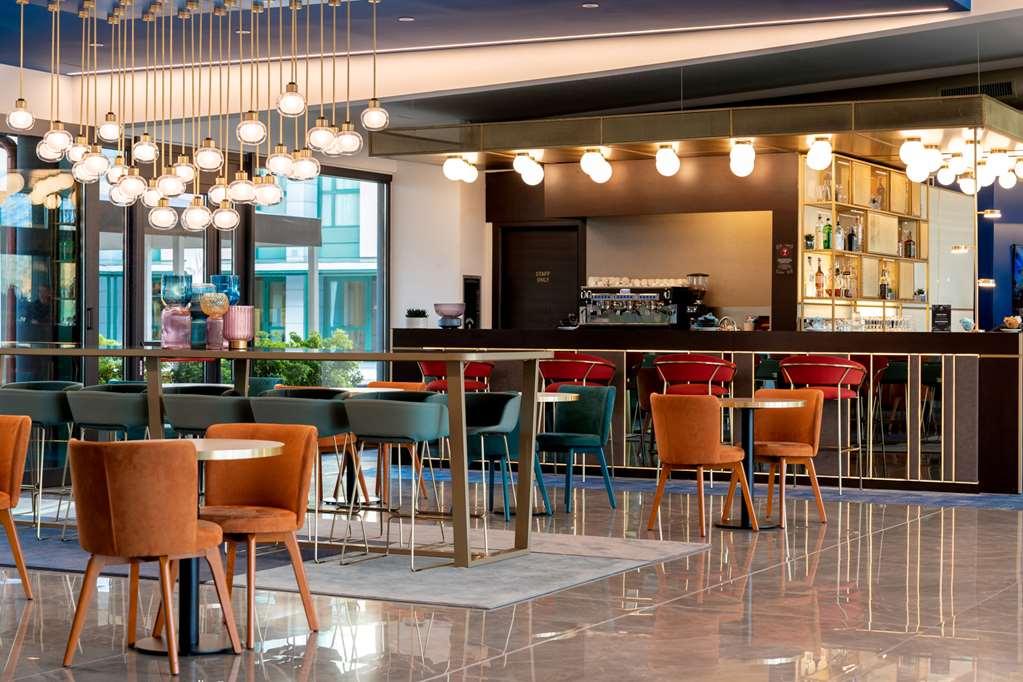Doubletree By Hilton Milan Malpensa Solbiate Olona Hotel Restaurante foto